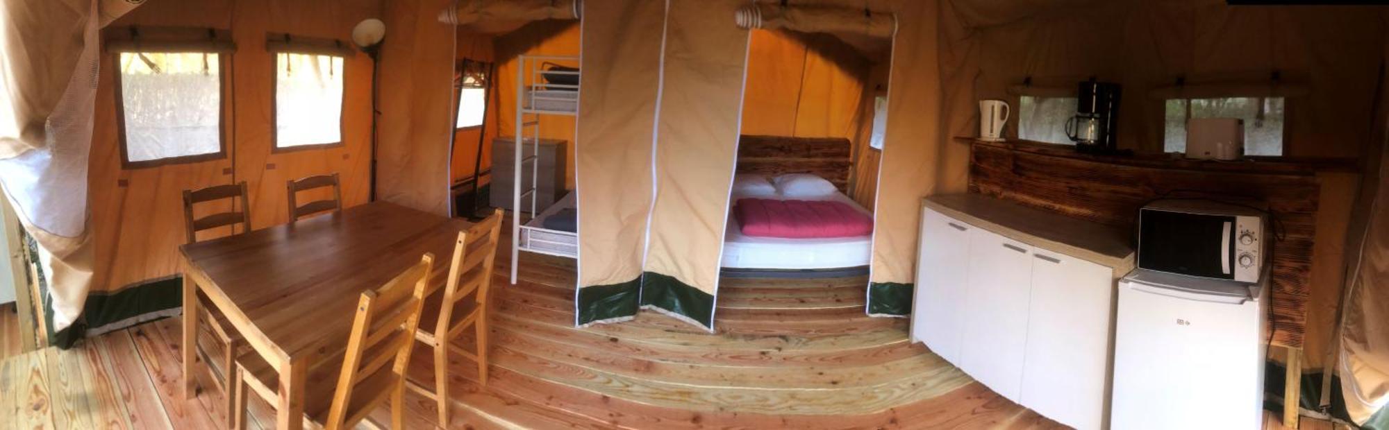 Camping Du Pont De St Gal Saint-Gal-sur-Sioule Екстериор снимка